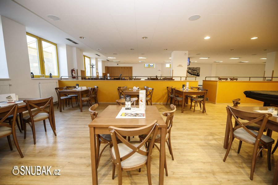 Hotelový resort Jesenice foto 001