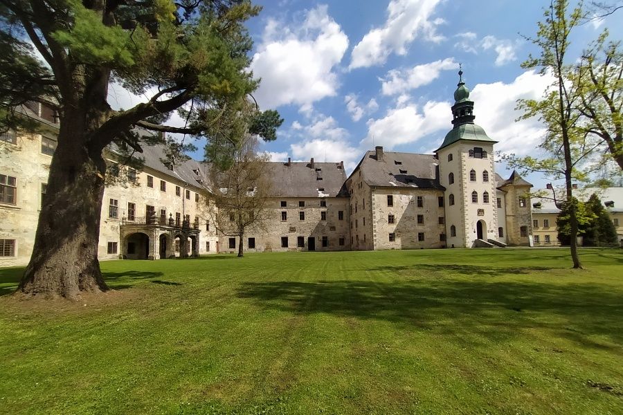 Zámek Janovice u Rýmařova, Rýmařov